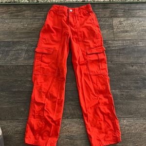 Urban Outfitters High Waisted Cargo Pants - 25